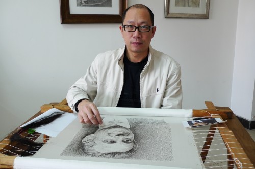 31萬(wàn)升平 發(fā)繡 第四屆浙江省工藝美術(shù)大師.JPG